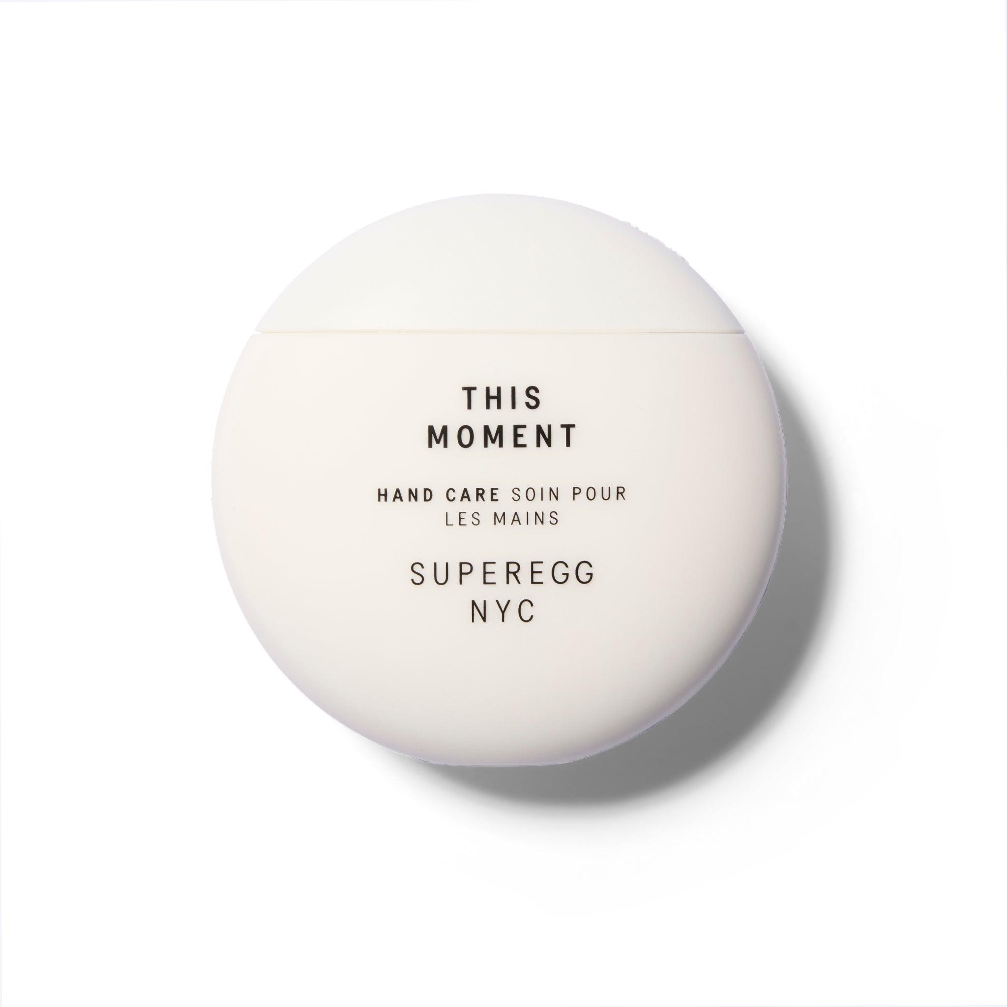 A white perfectly round component with black text.